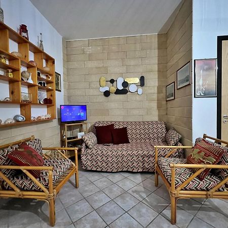 Casa Vacanza Rita Marina Di Pescoluse Bagian luar foto