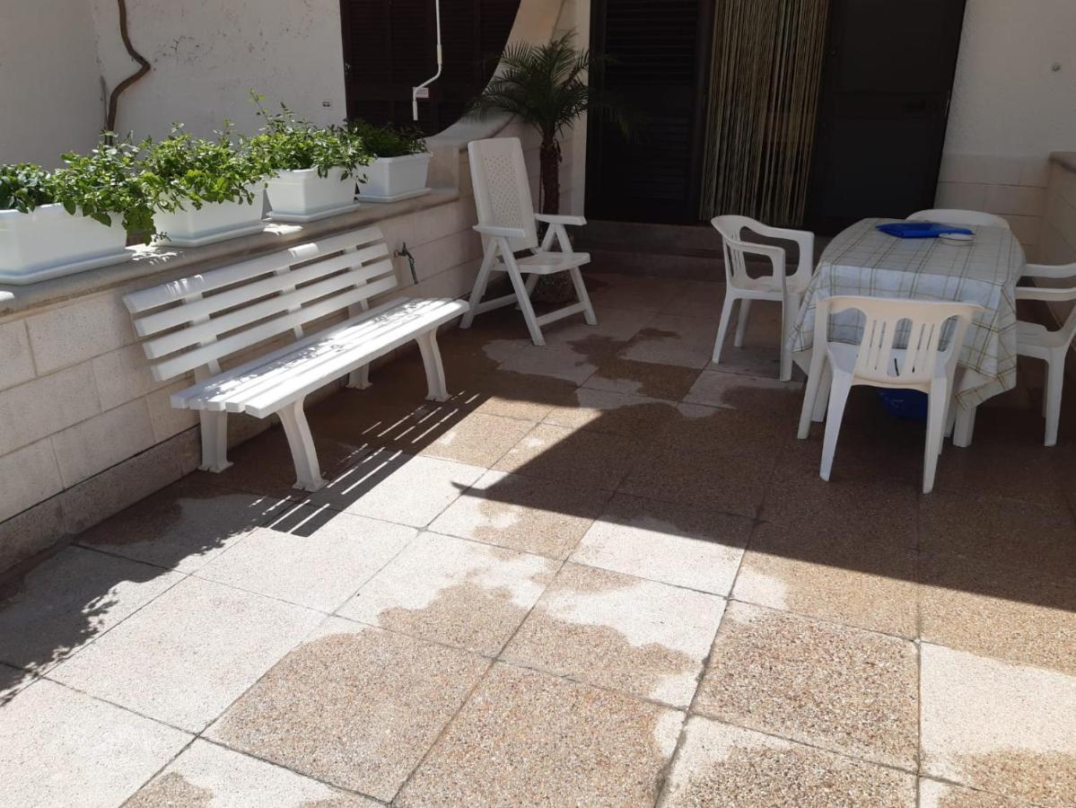 Casa Vacanza Rita Marina Di Pescoluse Bagian luar foto